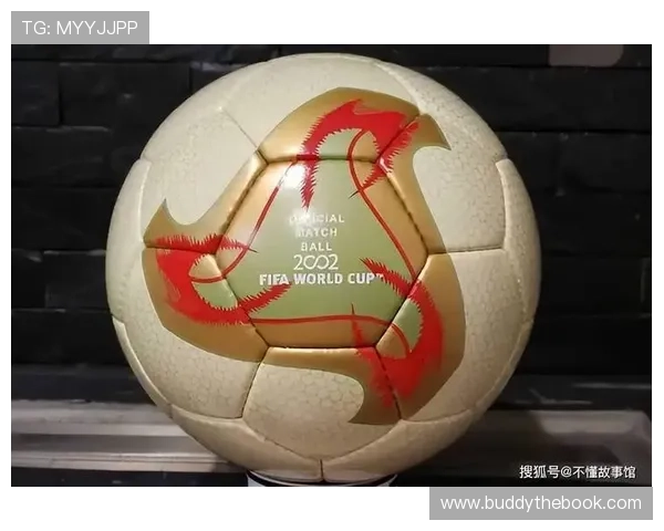 全面回顾世界杯金球奖历届获奖者名单，分析他们的足球生涯与成就亮点